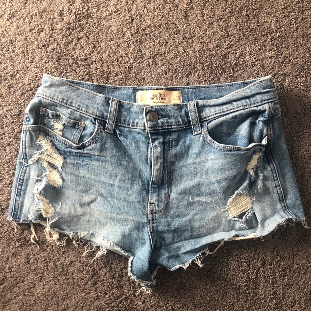 Hollister Vintage High Rise Shorts💗✨✨